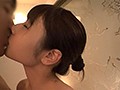 断りきれない優しい彼女を口説いて出演OKに！エッチのときは甘え上手でご奉仕好きな女の子でした。都内にある某シティホテルの可愛すぎるフロント係・新田まりあちゃんAVデビュー 依頼ナンパVol.910