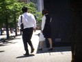 素人ナンパ　ランチタイムのOLをテイクアウト!2