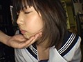 JKイラマ 無垢なJKにイラマチオ!暴発?いきなり口内発射?しかも初体験の精子の味!どうする30人の女子校生?5