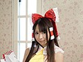 毎週金曜日に開催される会員限定プライベート撮影会で噂の過激美少女レイヤー発掘！！個撮に持ち込むと「Hな私を撮ってほしいです…」 ドM心丸出しで、どんどんエスカレートする過激な要求にも笑顔で応えてくれる！最後はチ●ポを挿入してほしいと懇願してきたので即AV出演！9