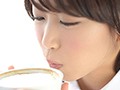 早漏マ○コすぎる敏感体質20歳！雇われカフェ店長さん即イキ潮！終始ダダ漏れ潮吹きAVデビュー！！ 琴爪あおい10