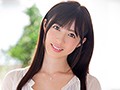 お嬢様大学に通うウブで経験人数2人なのに実はSEXが激しく潮吹きまくり、汗ダラダラ垂らす現役女子大生AVデビュー！！ 小園梨央1