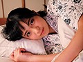 唾液を絡ませ自ら腰を振る。素顔丸出し一泊旅行。「おじさんを撃ち抜くスマイルの淫乱すぎる豹変」 根尾あかり1