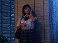 突然の大雨で帰宅難民になった彼女の妹と朝まで… 根尾あかり1