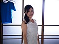 一つ屋根の下、綺麗な叔母さんと汗だく4畳半同居生活。 白木優子1