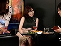 寝取り屋痴女×逆輪●テレビ電話 元カノが依頼した寝取り屋女に浮気現場を仕組まれて愛する今カノの目の前でハーレム逆輪●中出し動画をテレビ電話で晒され続けた僕。深田えいみ1