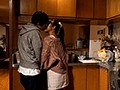 年に一度だけ会う巨乳従姉妹2人とただひたすらセックスに明け暮れた里帰り中の3日間 羽咲みはる 乃木蛍2