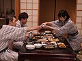 出張先の温泉接待でムリやり相部屋濃厚オヤジ達に朝までイカされ続けた私 白坂有以3