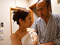 元国際線キャビンアテンダント マドンナ専属第二弾！！ 夫と子作りSEXをした後はいつも義父に中出しされ続けています…。 春明潤1