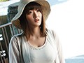 ど田舎の夏はヤルことがなくて隣の巨乳奥さんの誘惑に乗っかり毎日じっとり汗だく交尾 鷲尾めい1