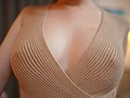迫る谷間！透け乳！ポッチ乳首！ 寝取るのが趣味な隣部屋のお姉さんにロックオンされ＜あざとい巨乳誘惑＞と＜彼女への背徳心＞の狭間で日々戦っています…。 百田くるみ7
