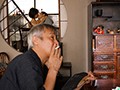ど田舎の夏はヤルことがなくて隣の美人奥さんの誘惑に乗っかり毎日じっとり汗だく交尾 葵つかさ4