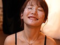 天然×ミステリアス 見た目は大人、心はピュアなゆるふわ人妻 鈴川莉茉 32歳 AV Debut！！10