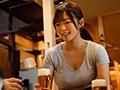 ド田舎の居酒屋の看板巨乳娘は終電逃がすと酒とセックスしかヤルことが無い 羽咲みはる1