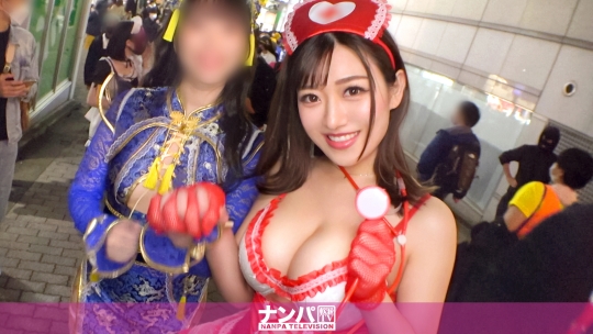 【渋谷ハロウィン2021】二人組コスプレ美女をナンパ成功! 小梅えな-0