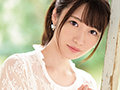 とにかく潮が吹きたくて…。 雪白美肌の吹き過ぎ美少女AVデビュー！ 上坂めい1