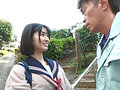 離婚して母元で暮らす娘と10年ぶりに再会、父親の私を異性として慕い、その誘惑に負けて娘のカラダに何度も何度も中出ししてしまった… 倉本すみれ1