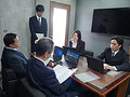 入社時から憧れていた北条先輩が研修旅行で同僚に輪●されても、僕は興奮して立ち尽くすだけだった…。 北条麻妃1