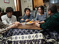 家族皆が巣立った実家で、母と過ごす近親相姦の日々―。 水野優香6