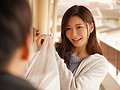甘い囁きに流されるまま、僕は大学を留年するまで、人妻との巣篭もりSEXに溺れて…。 愛弓りょう1