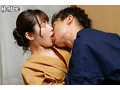 「何も聞かないで私を抱いてくれる？」同じバイトのどこか陰がある若妻が気になって…。同世代にはない優しさと色気にボクはもうガチ惚れ！旦那や… 児玉れな 如月夏希 広瀬結香 椿りか 真木今日子2
