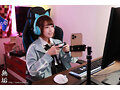 いつでもおま×こ使い放題！ ゲームしながら自由にハメさせてくれるドスケベ引きこもりゲーマー妹 奈築りお4