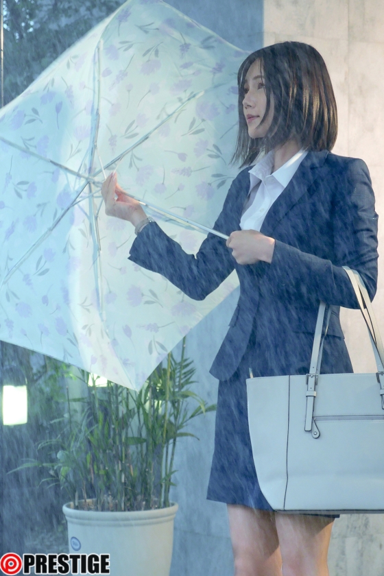 新人OLが完堕ちするまでぶっ壊された ずぶ濡れ性交 涼森れむ-1