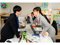 朝起きたら部屋に下着姿の同期女子社員！ いつも生意気で悪態ばかりついてくるのに、甘えてきたので… 美谷朱里1