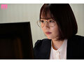 社内で一番地味な女の子がこんなに凄いカラダだったなんて！！ 初めてのお泊りデート その後、ホテルに誘って朝まで丸裸で何度も何度もハメまくった。 水卜さくら1