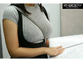 街で見かけたら鷲掴みしたくなる 犯罪的着衣巨乳ちゃんの誘惑 僕らの夢を叶えるスケベ妄想4シチュエーション 莉々はるか4