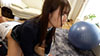 彼女の巨尻妹の無自覚パンチラ誘惑に我慢できずパンティ越しに亀頭グリグリしてたらズボッと生挿入！J系パイパン発情マ○コに何度もバックピストン中出し 逢沢みゆ16