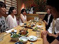 誘惑のSEXサイン ボディタッチ・密着・チラ見せはOKの合図 中村梨乃1